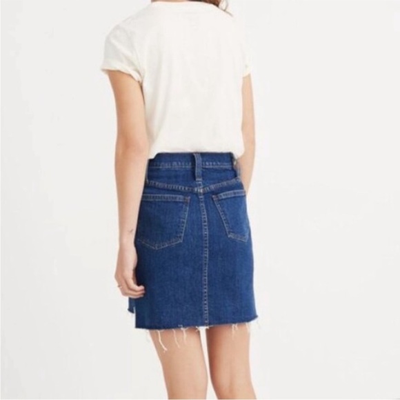 Madewell Stretch Jean/Denim Step Hem Straight Mini Skirt. Size 30. - Picture 3 of 15
